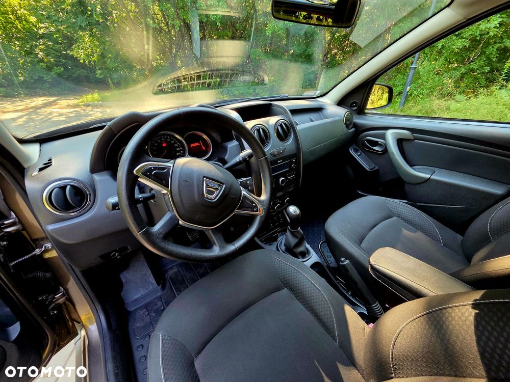 Dacia Duster 1.6 SCe Open S&S - 9