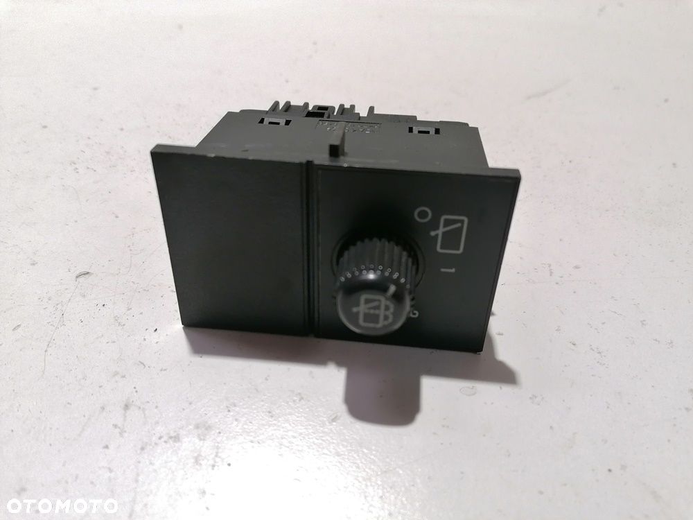 HUMMER H2 02-09 PRZEŁĄCZNIK WYCIERACZKI 15143159 - 1