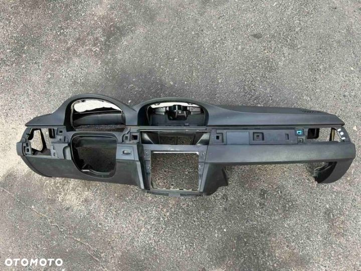 Deska Bmw e90 e91 e92 Europa czarna pod Navi ładna - 1