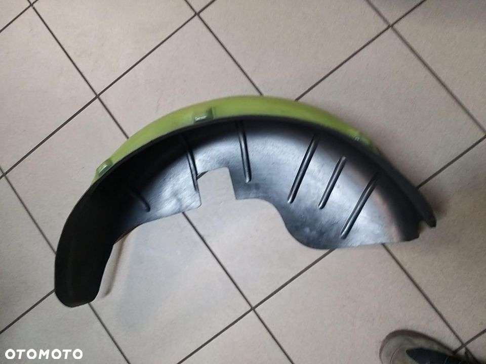 Nadkole Plastykowe FIAT 126p FL/ST MALUCH  Lewe tył - 2