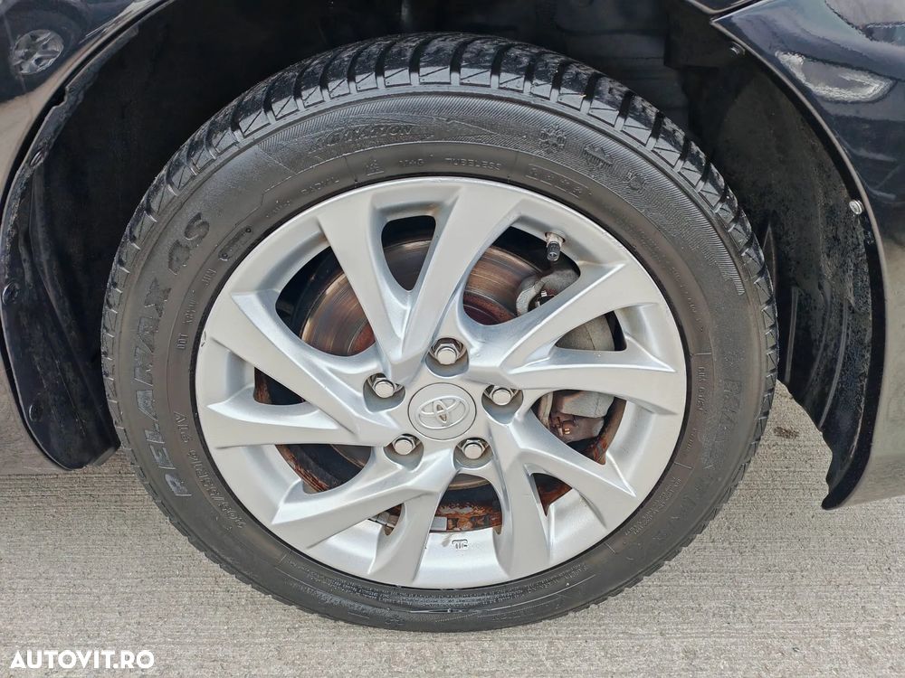 Toyota Auris 1.8 L VVT-i Hybrid Sol - 9