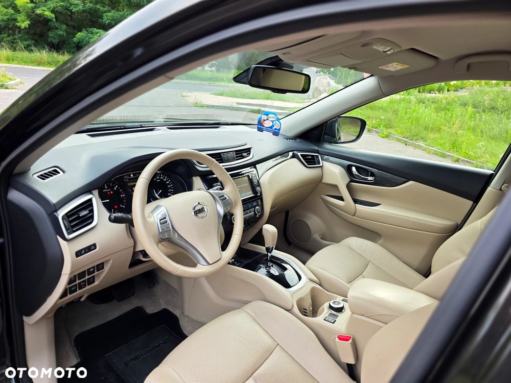 Nissan X-Trail 2.0 dCi ALL-MODE 4x4i Xtronic Tekna - 11