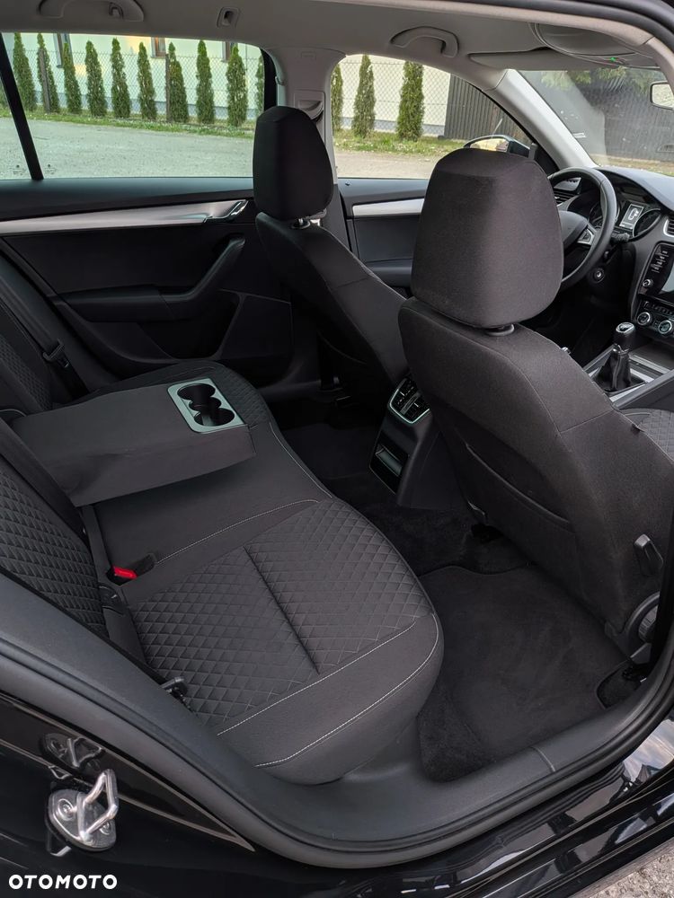 Skoda Octavia 1.6 TDI Drive - 30