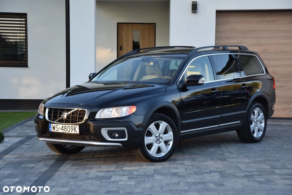 Volvo XC 70 D5 AWD Summum - 1