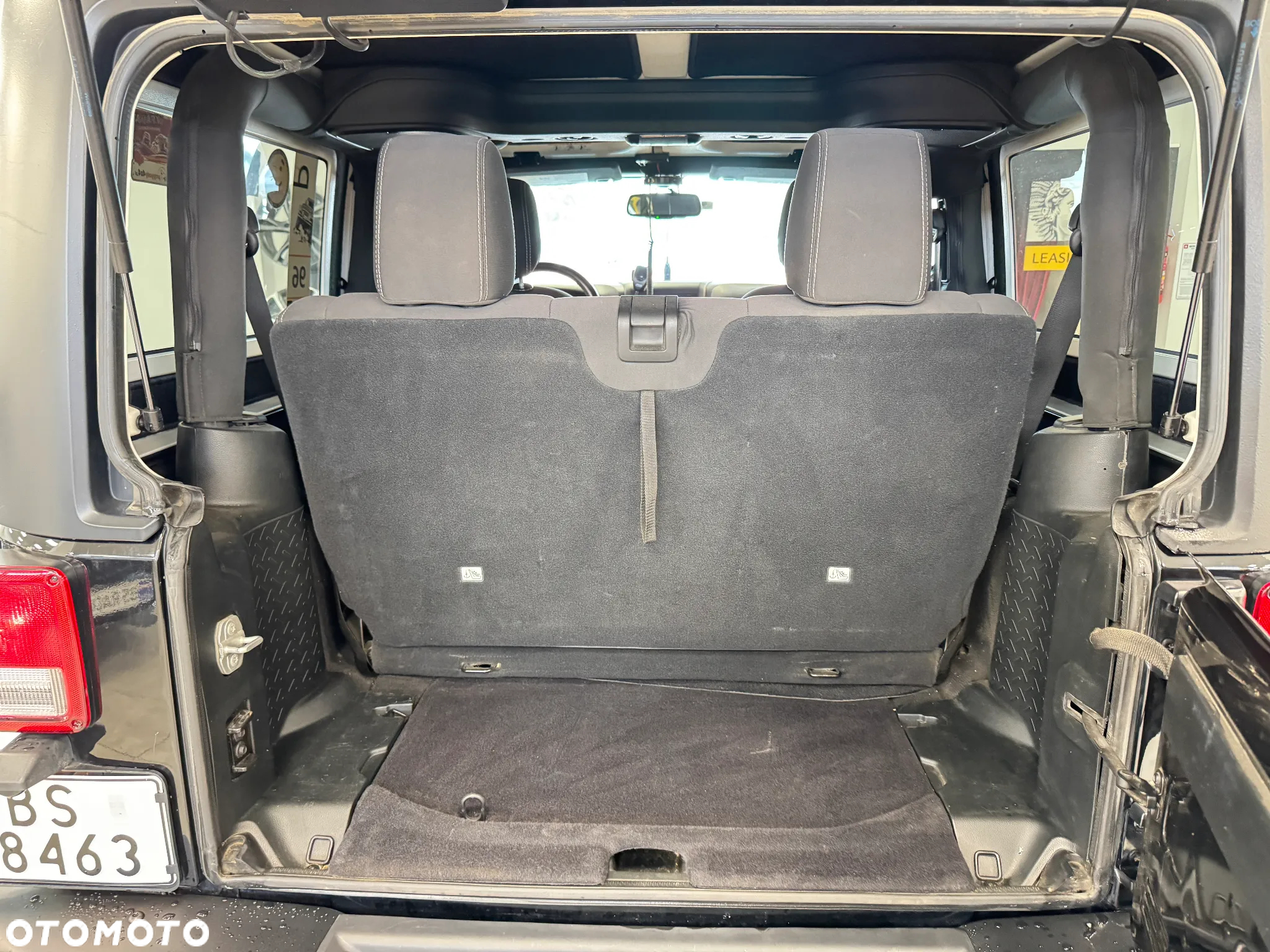 Jeep Wrangler - 19