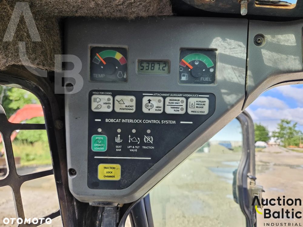 Bobcat T 300 - 5