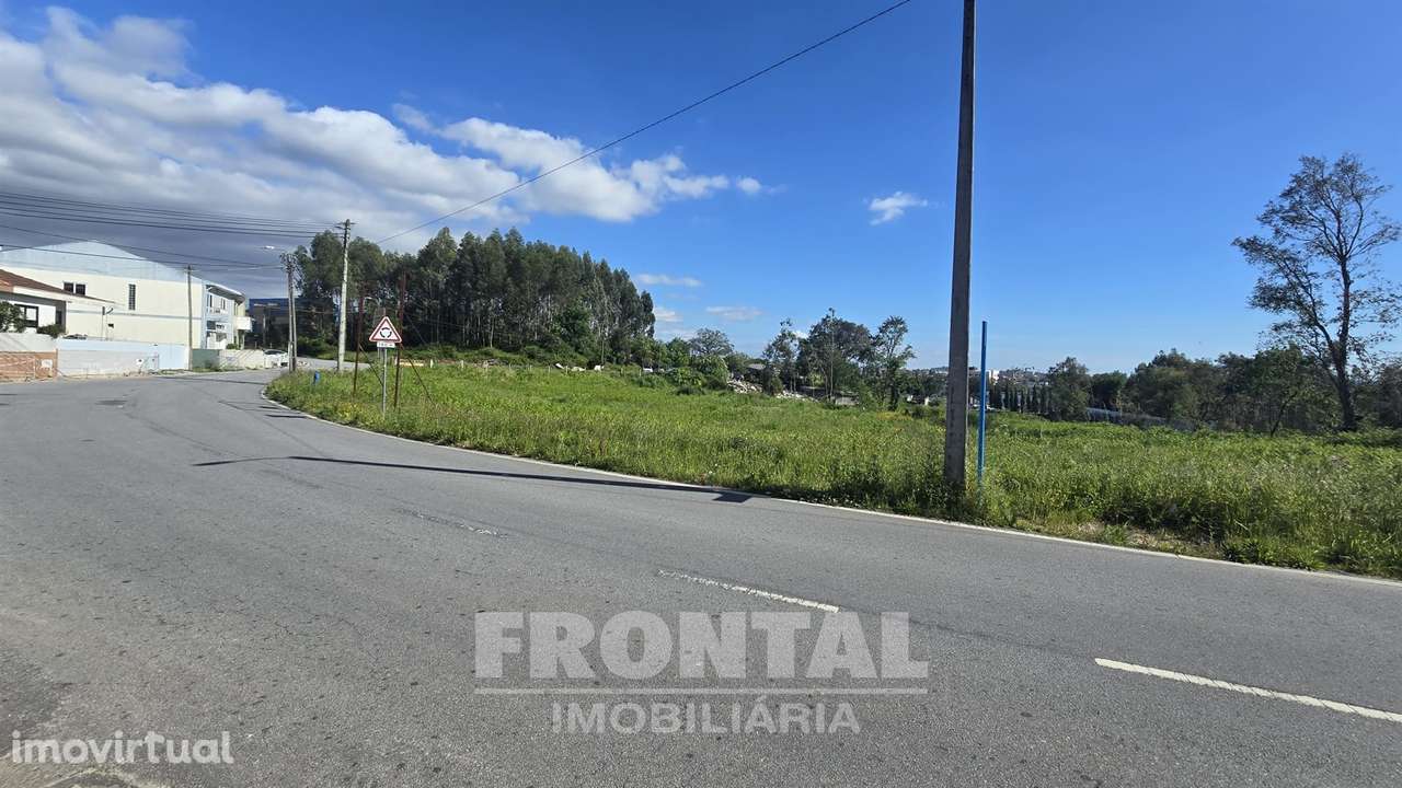 Terreno para Construção - Potencial para 36 Frações | Rio Tinto, Gondo - Grande imagem: 2/7