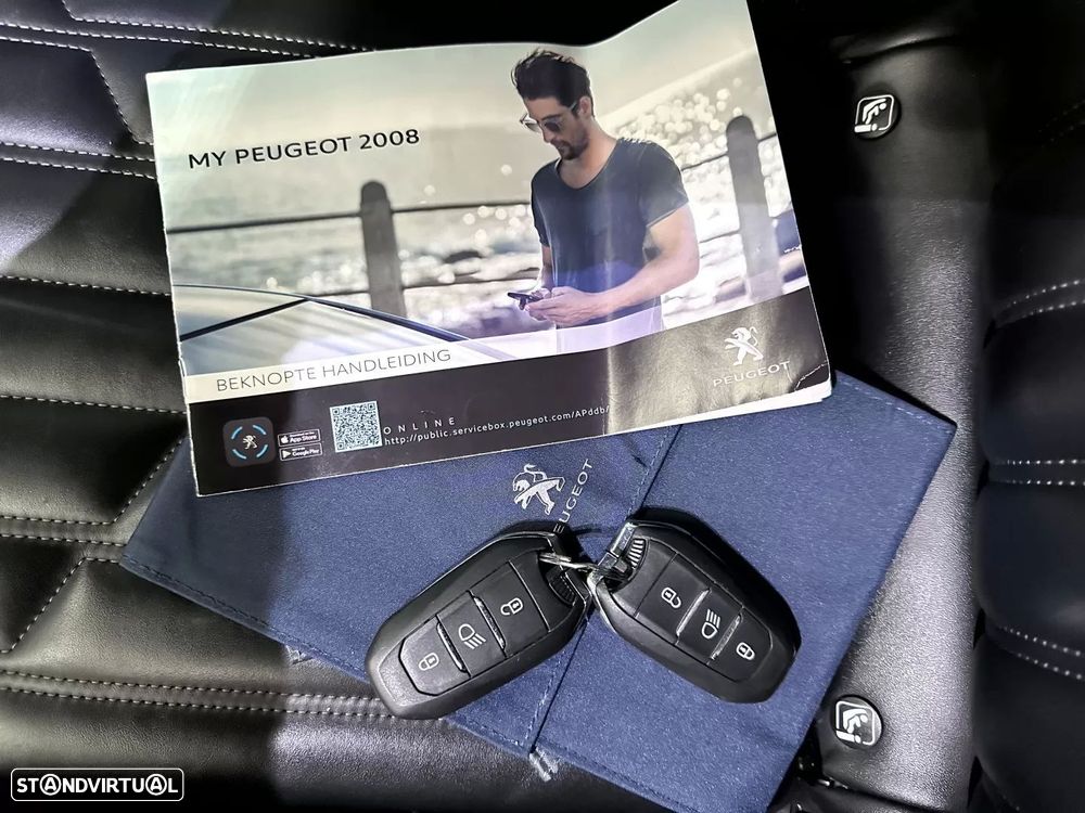 Peugeot 2008 1.2 PureTech GT - 58