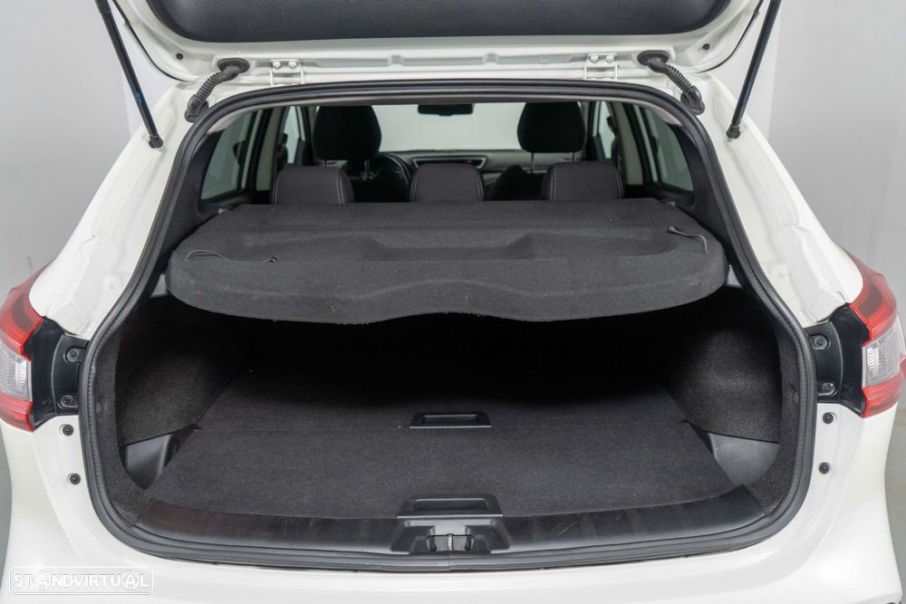 Nissan Qashqai 1.5 dCi 360 - 22