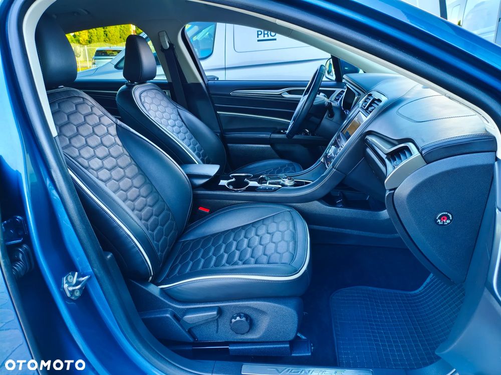 Ford Mondeo 2.0 EcoBlue Vignale - 11