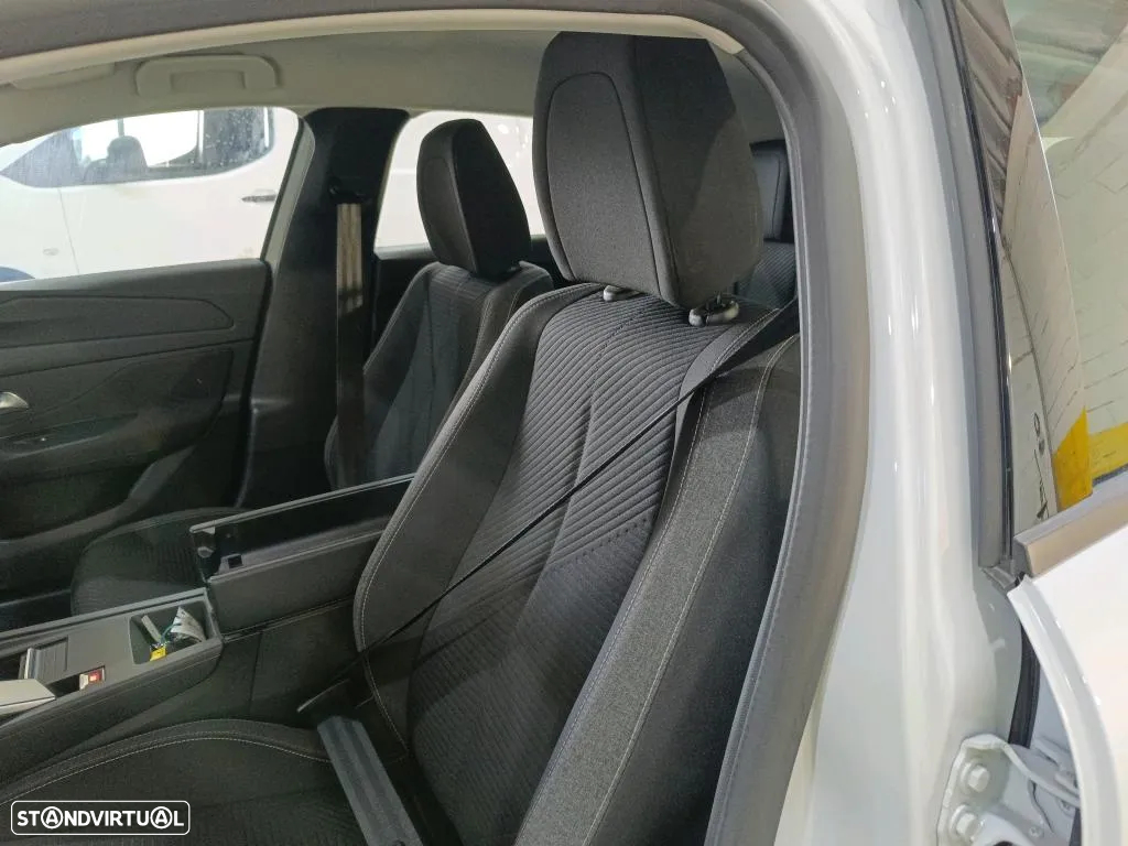 Peugeot 308 1.6 Hybrid Active Pack e-EAT8 - 5