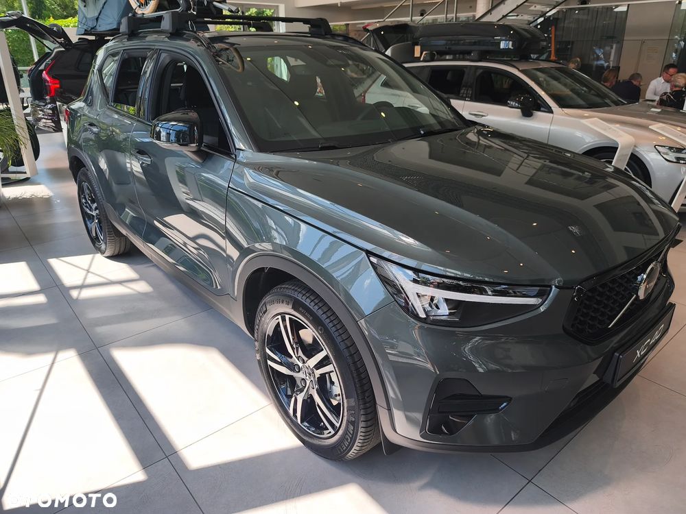 Volvo XC 40 B3 Plus Dark - 7