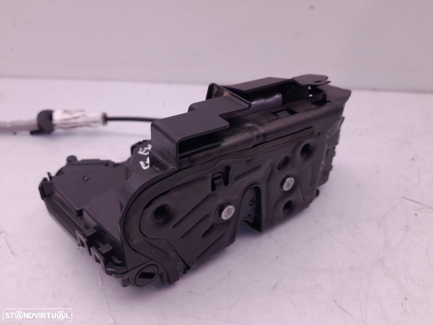 Fechadura / fecho porta frente direito SEAT Leon Sportstourer (KL8) - 1