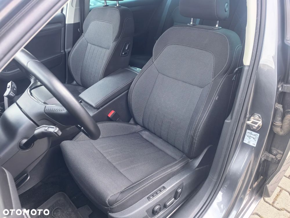 Skoda Superb 2.0 TDI SCR Style DSG - 10