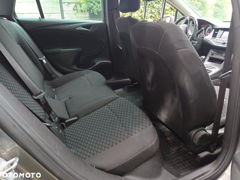 Opel Astra 1.2 T Elegance S&S - 11