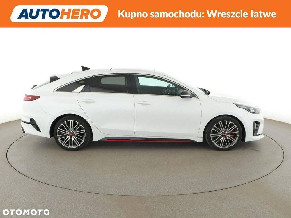 Kia ProCeed 1.6 T-GDI GT DCT - 9