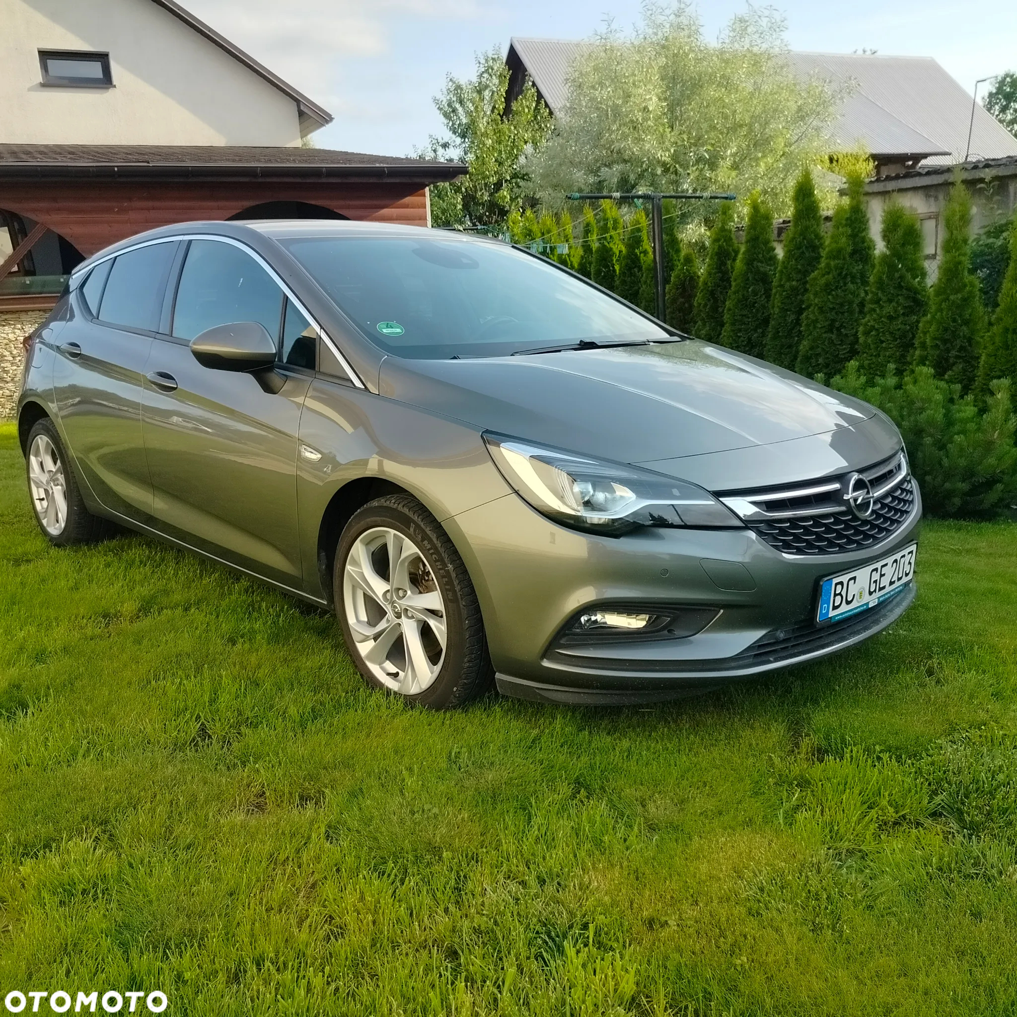 Opel Astra V 1.6 T Dynamic S&S - 3
