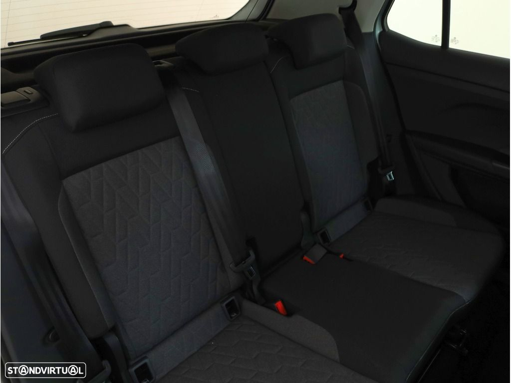VW T-Cross 1.0 TSI Urban - 27