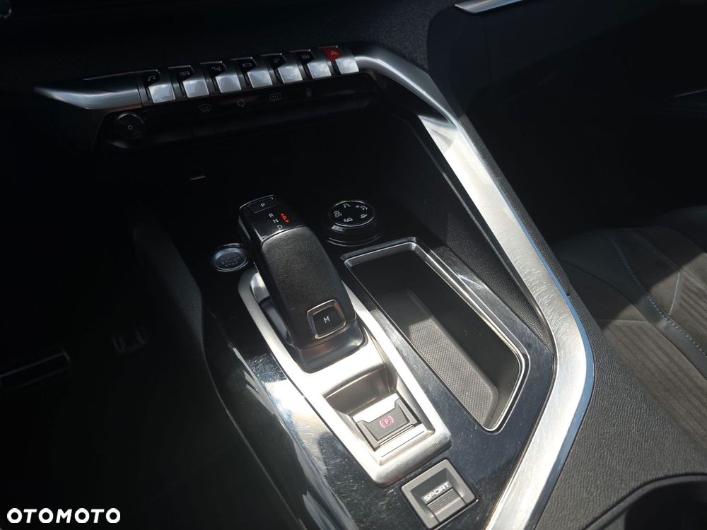 Peugeot 5008 - 14