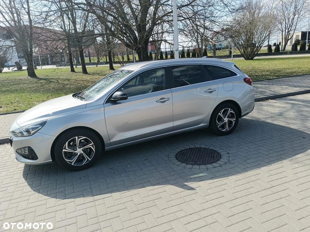 Hyundai i30 1.0 T-GDI Smart DCT - 11