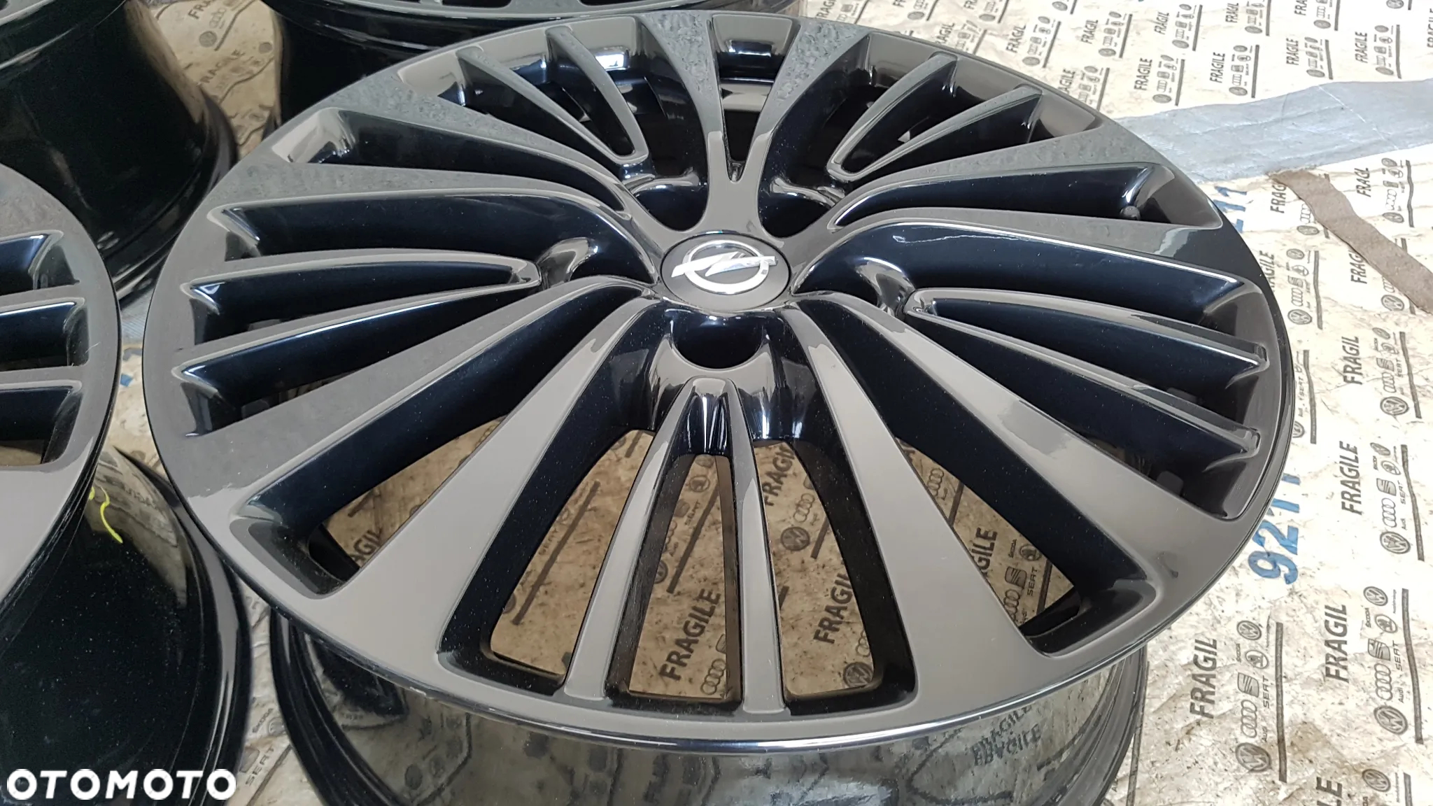 FELGI ALU ORYGINAŁ  OPEL GRANDLAND X  7,5jx18  IS49 5x108 CZUJNIKI - 7