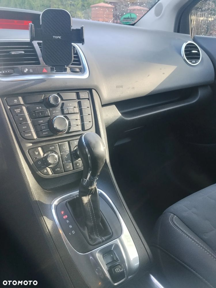 Opel Meriva - 9