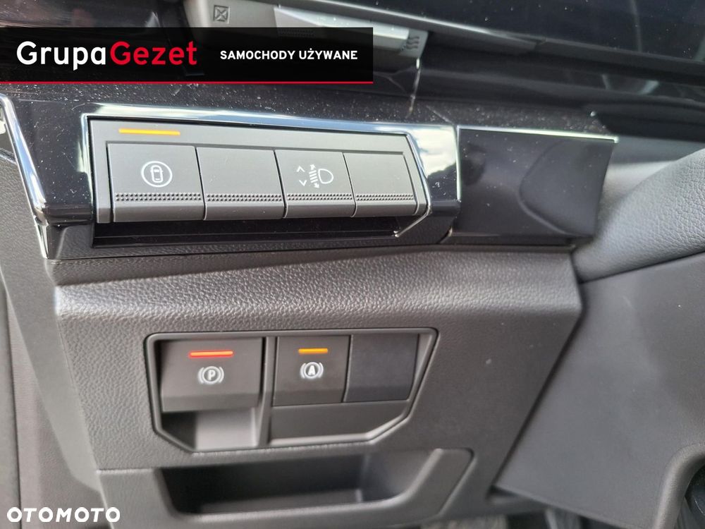 Renault Austral 1.3 TCe mHEV Evolution - 14