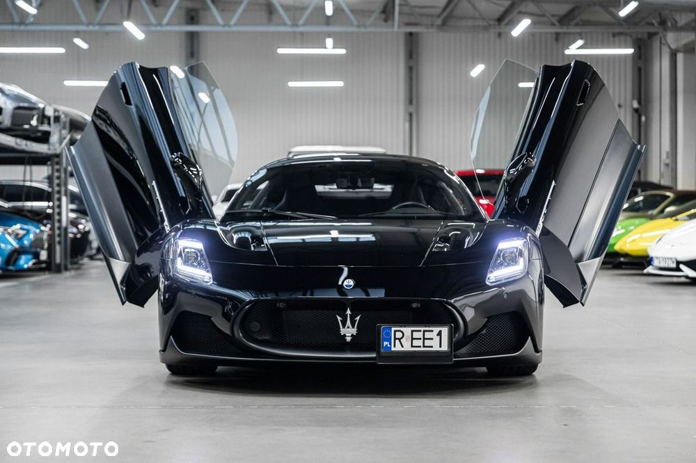 Maserati MC20 - 5