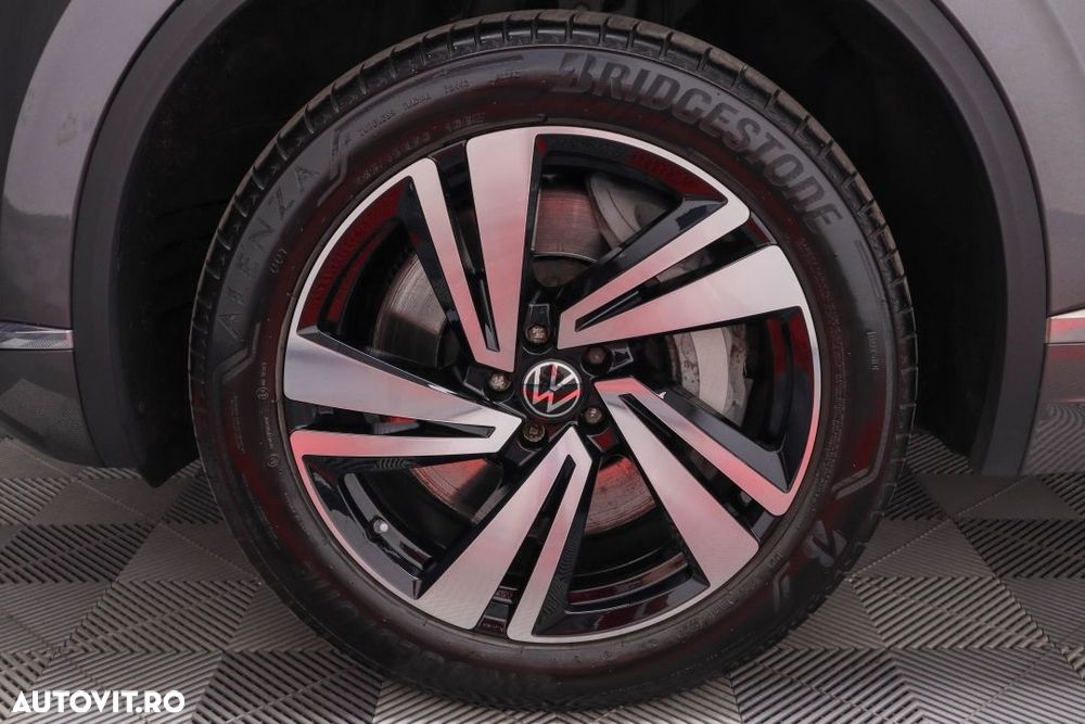 Volkswagen Touareg 3.0 V6 e-Hybrid 4Motion Aut. Elegance - 22