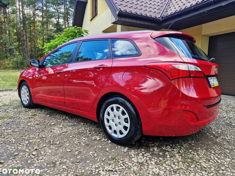 Hyundai i30 1.4 Intro Edition - 14
