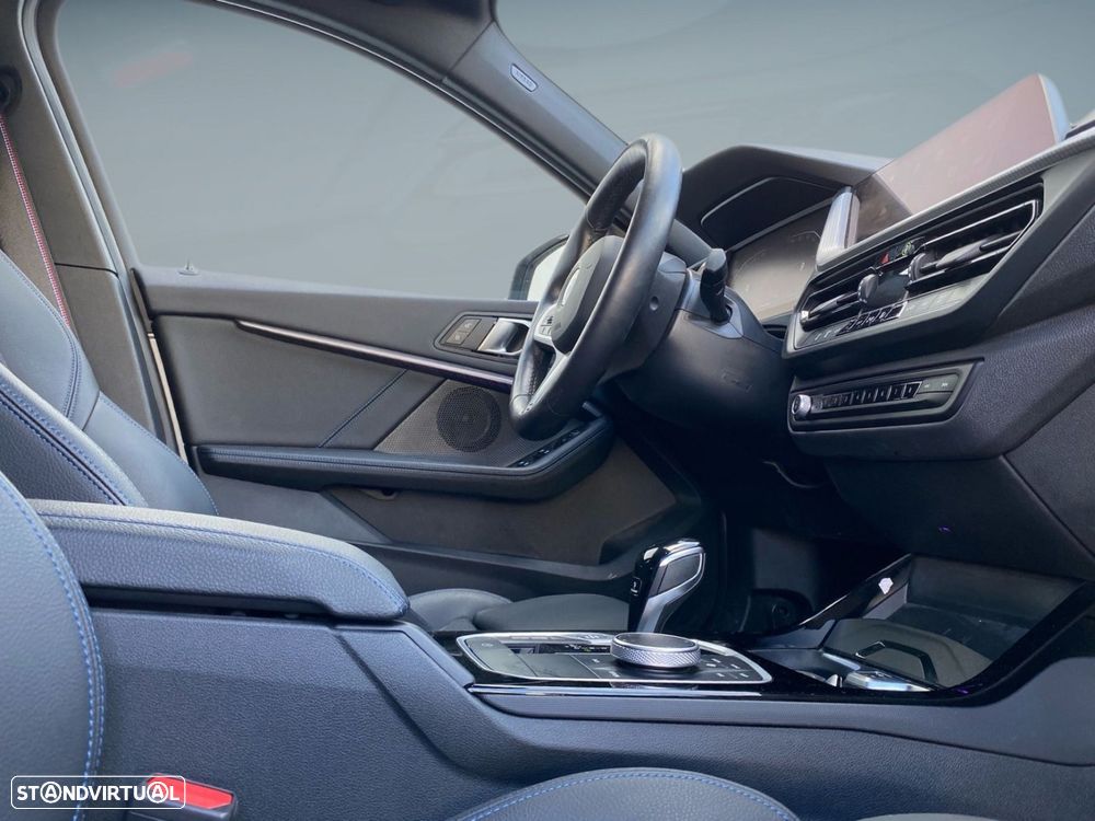 BMW 116 d Pack Desportivo M Auto - 14