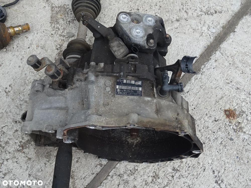 SKRZYNIA BIEGÓW F35 OPEL SIGNUM VECTRA C 2,2 D Y22DTR 2.0D 3.2V6 - 2