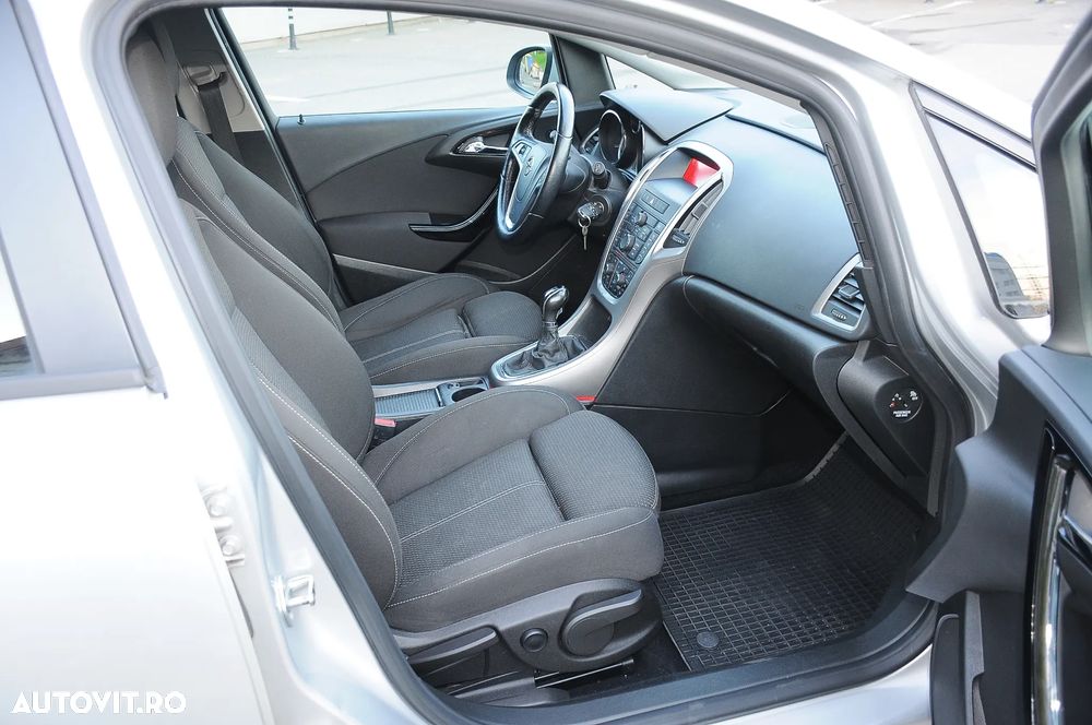 Opel Astra 1.7 CDTI ECOTEC Active - 8