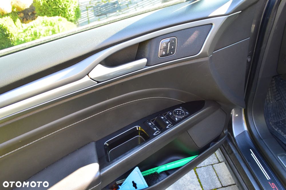 Ford Mondeo 2.0 TDCi Bi-Turbo PowerShift-Aut Titanium - 13