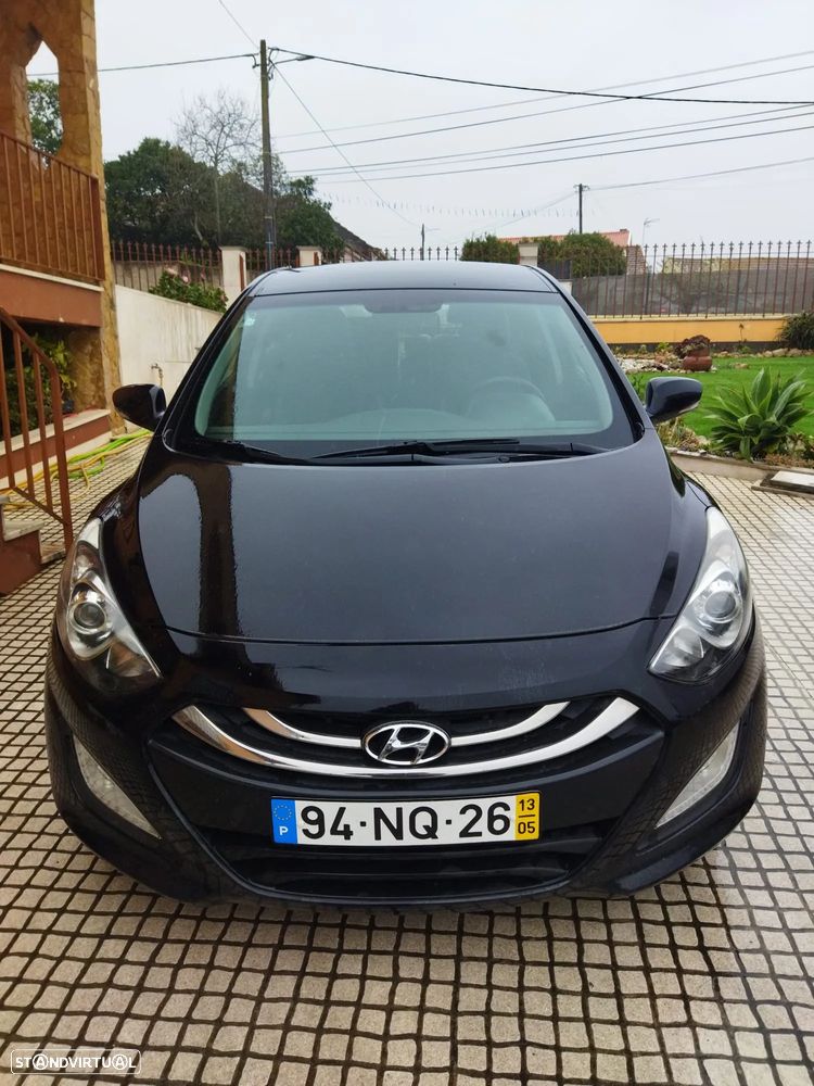 Hyundai i30 1.6 CRDI STyle J17 - 4