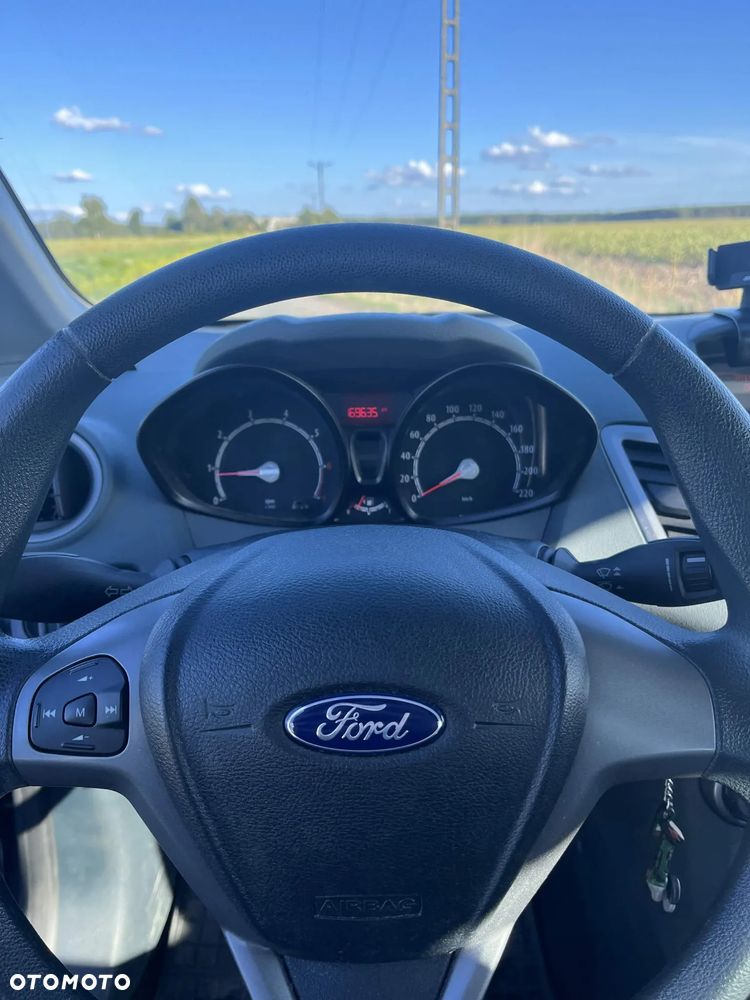 Ford Fiesta 1.25 Ambiente - 14