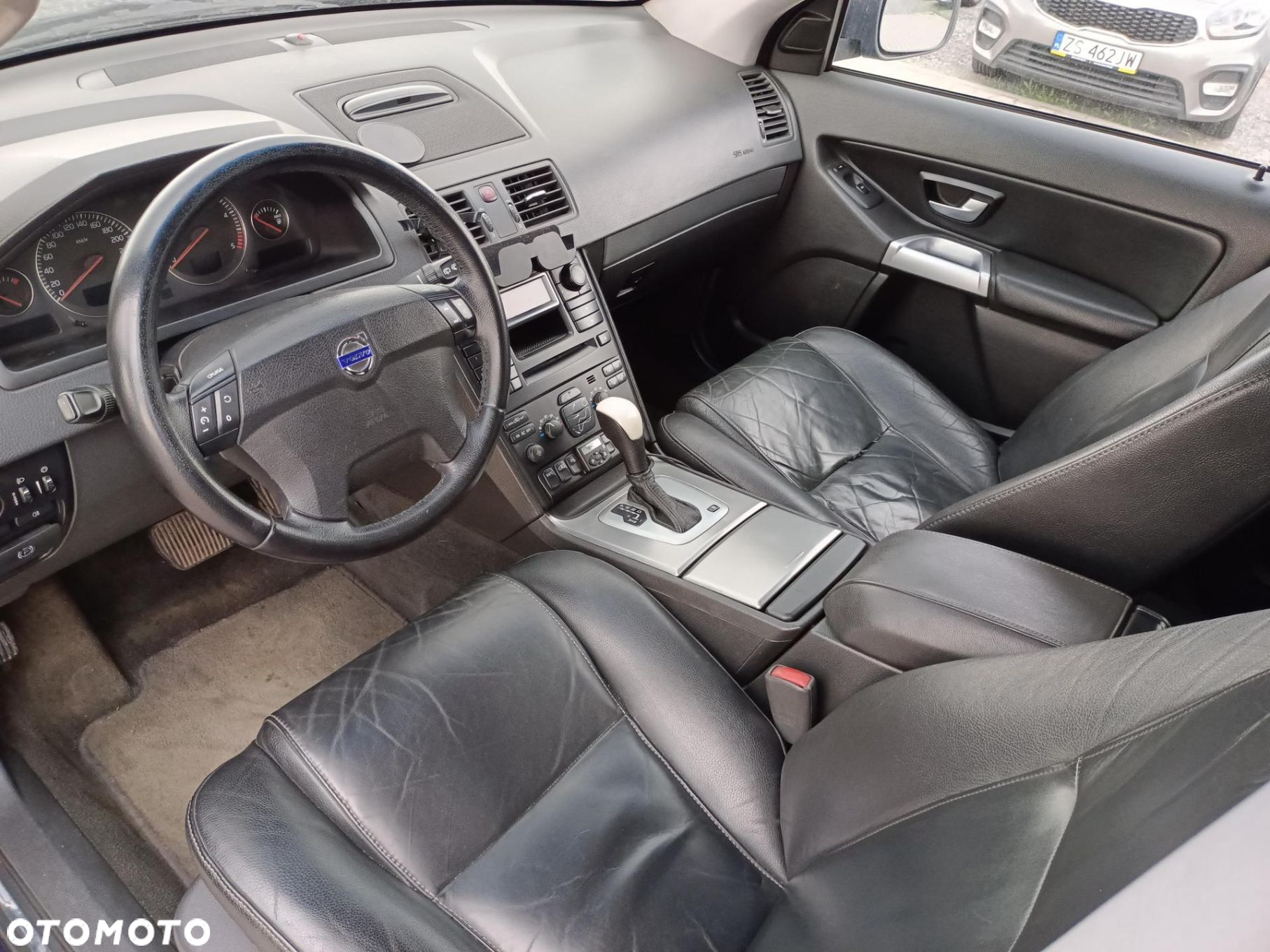 Volvo XC 90 2.4 D5 - 16