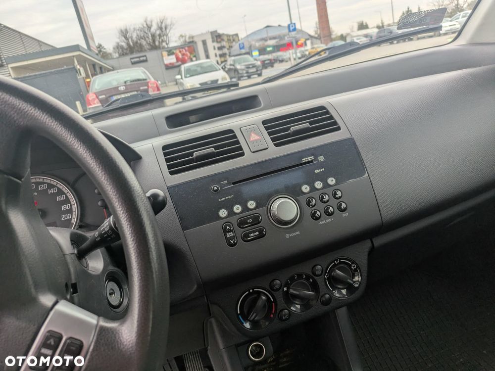 Suzuki Swift 1.3 DDiS 16v GL Airco - 3