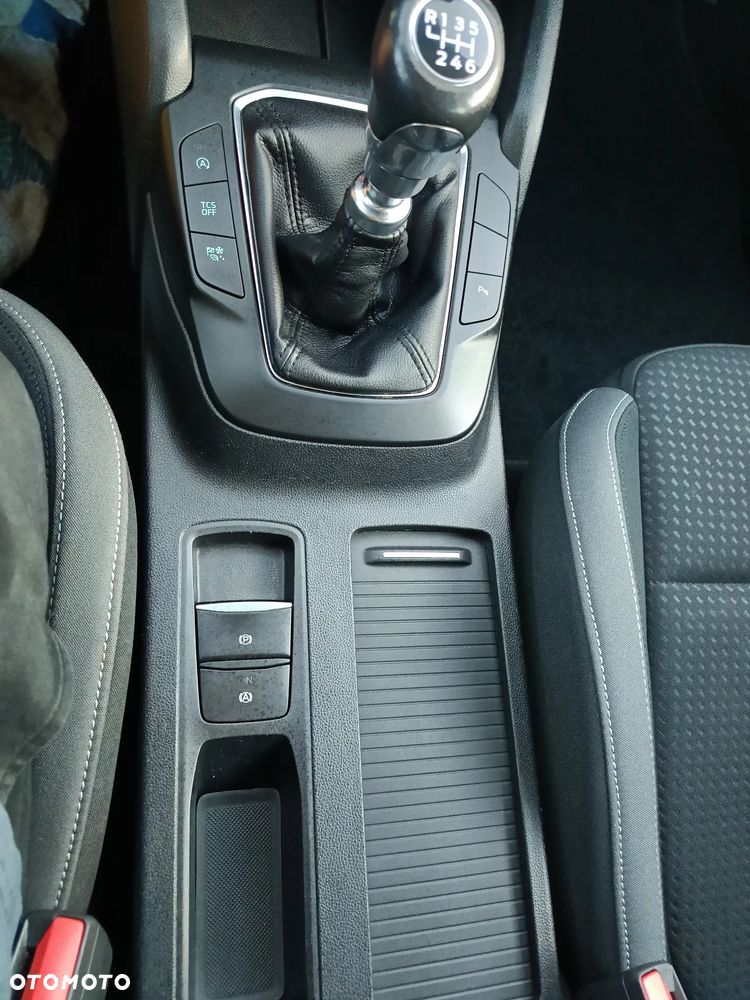 Ford Focus 1.5 TDCi DPF Start-Stopp-System Business - 12