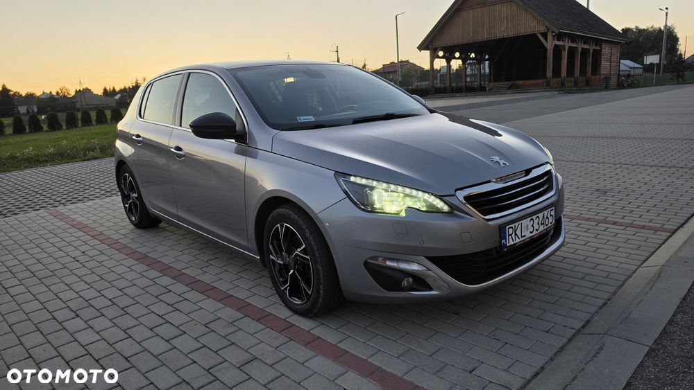 Peugeot 308 ver-1-6-e--hdi-allure-s-s - 6