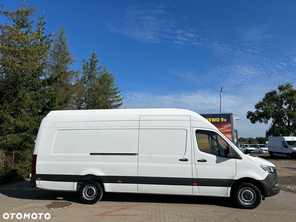 Mercedes-Benz Sprinter - 5