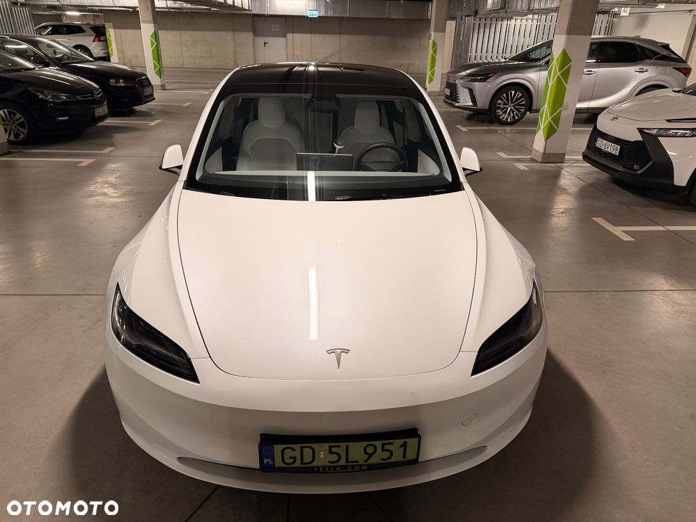Tesla Model 3 - 6