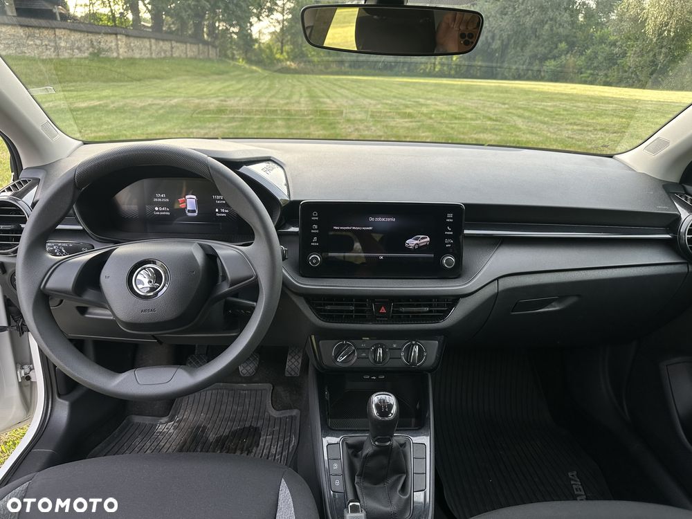 Skoda Fabia 1.0 Essence - 2