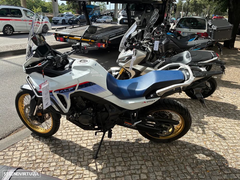 Honda XL 750 TRANSALP - 1