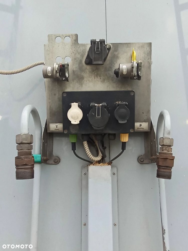 Kraker CF200 - 5