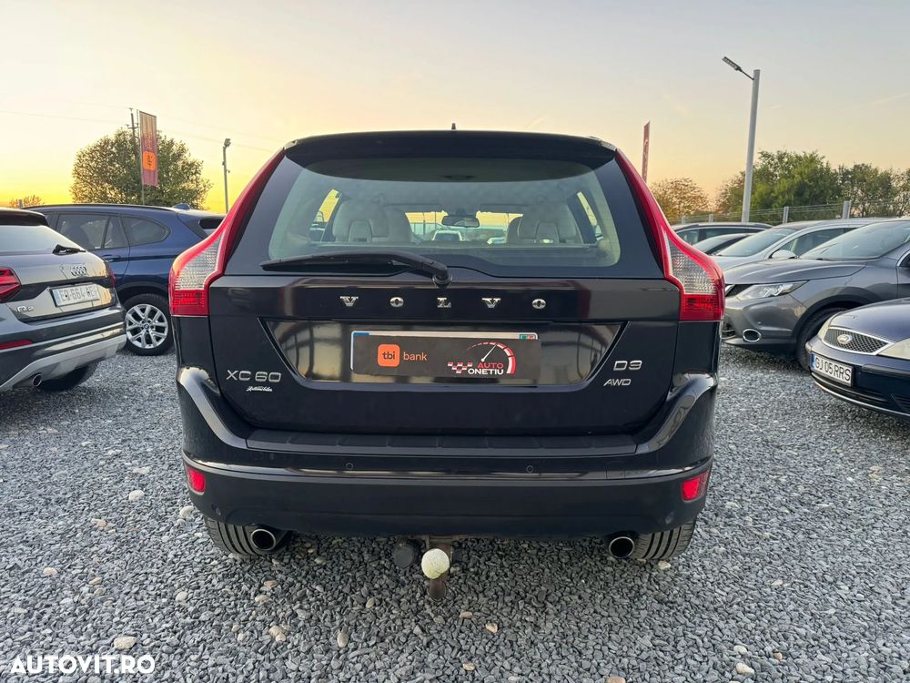 Volvo XC 60 2.4D AWD Aut. Momentum - 10