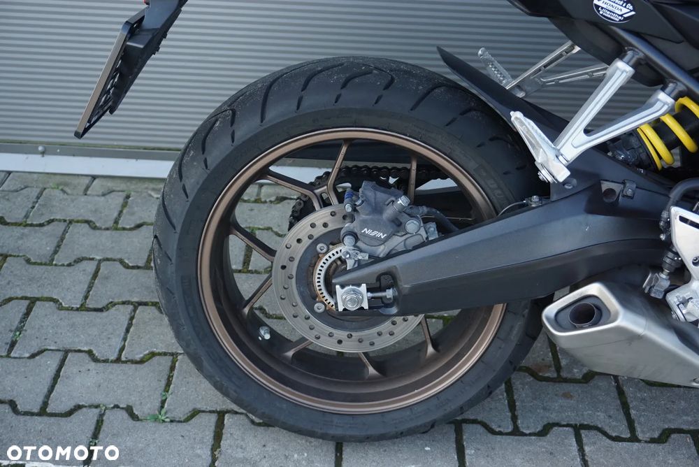 Honda CB - 11