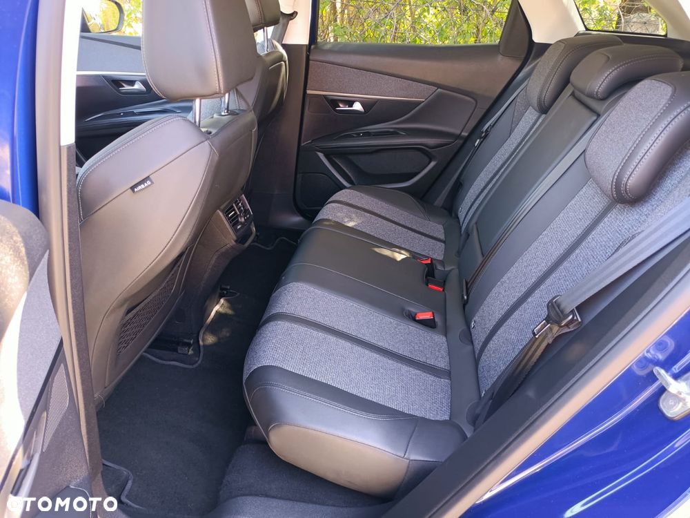 Peugeot 3008 1.2 PureTech Allure - 21