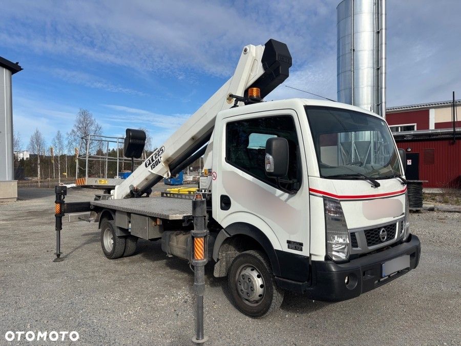 Nissan Cabster N400 - 5