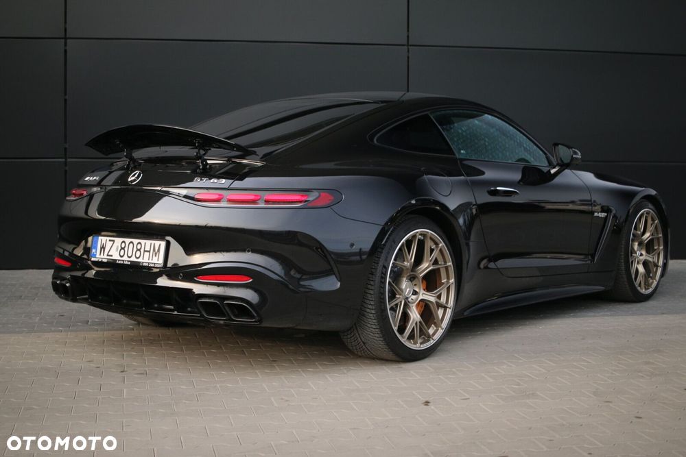 Mercedes-Benz AMG GT - 6